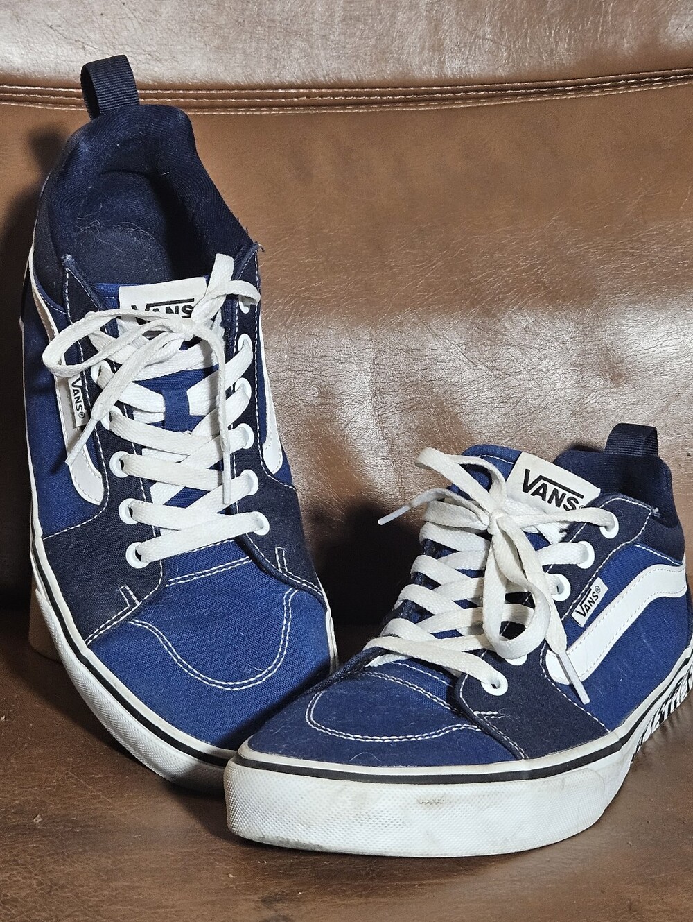 Vans Men’s Blue & White Old Skool Low-Top Sneakers